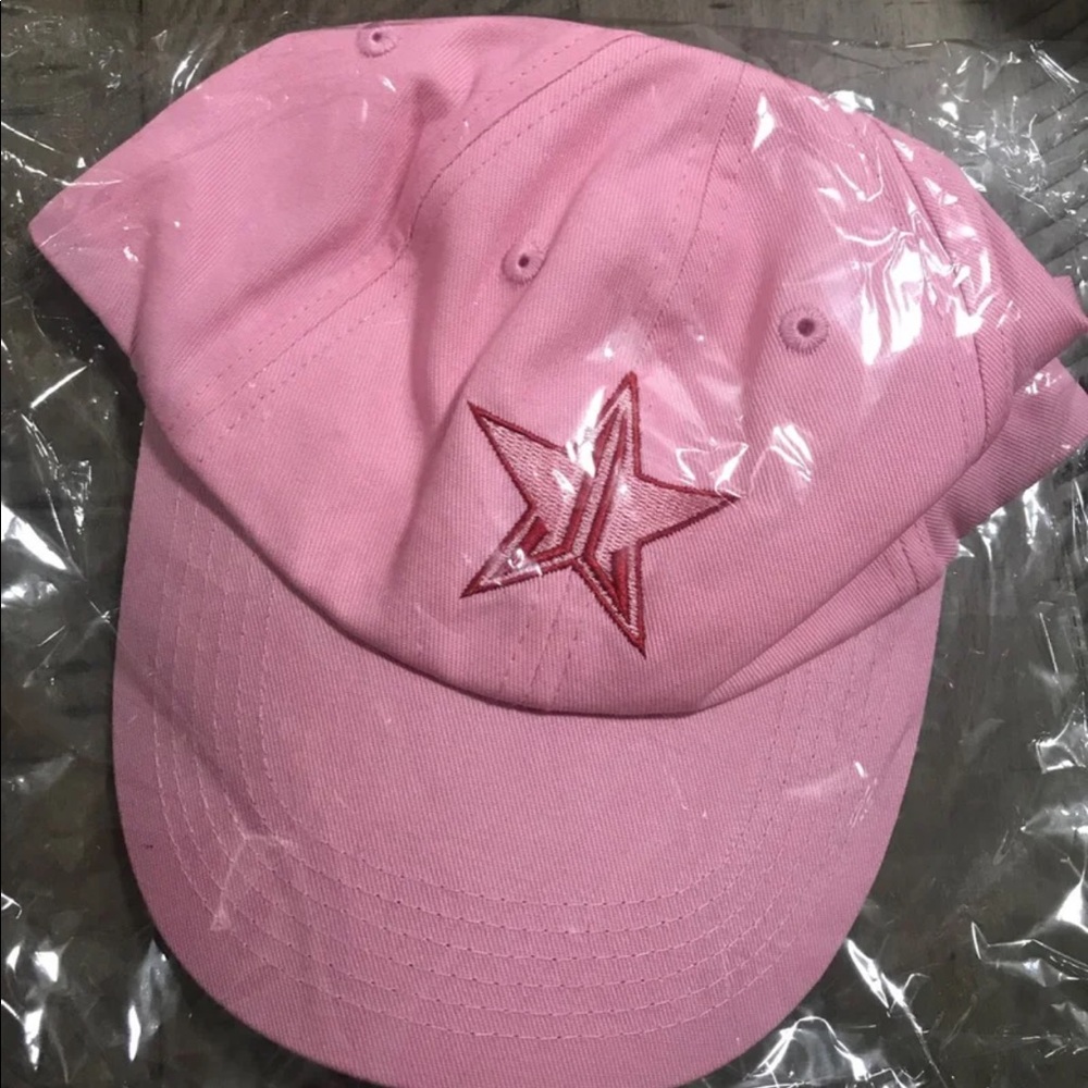 Jeffree Star hat